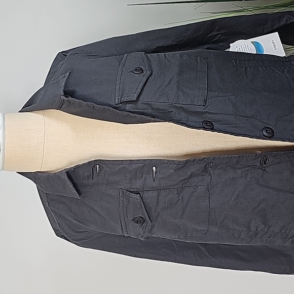 NWT Vuori Ripstop Jacket in Charcoal - Picture 3 of 12